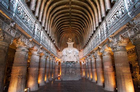 Ajanta Caves: Biểu tượng của nghệ thuật Phật giáo cổ đại và vẻ đẹp kiến trúc hoành tráng!