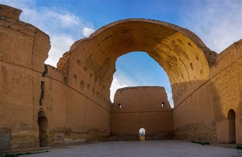 Templo di Fasilides: Kiệt tác kiến trúc cổ đại ẩn chứa trong lòng thành phố Aksum!